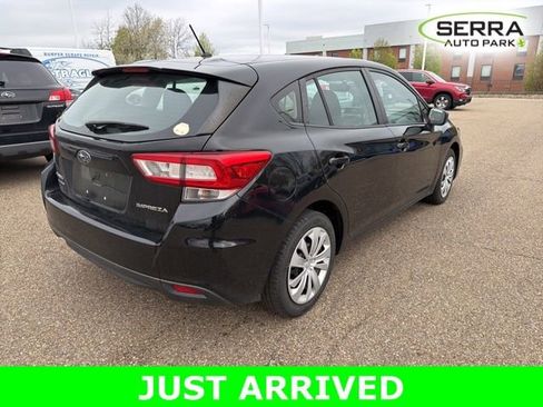 Used 2019 Subaru Impreza 2.0i image 3