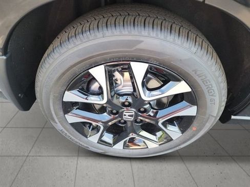 Used 2026 Honda HR-V EX-L image 9