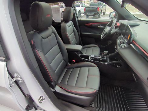 Certified 2024 Chevrolet TrailBlazer RS w/ Convenience Package image 28