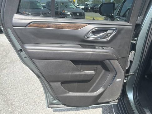 Used 2024 Chevrolet Tahoe Premier RWD image 19