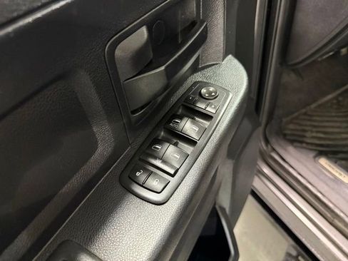 Used 2016 RAM 1500 Express AWD/4WD image 10