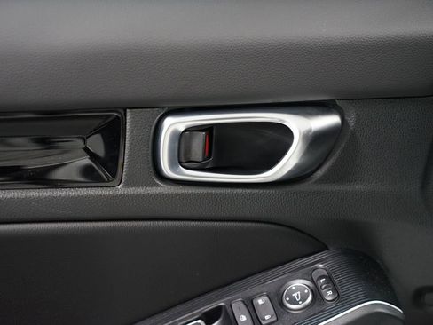 Used 2025 Honda Civic Sport image 34