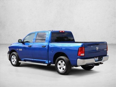 Used 2018 RAM 1500 ST w/ SXT Appearance Group AWD/4WD image 8