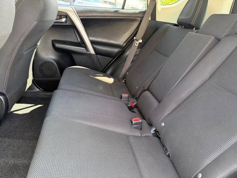 Used 2018 Toyota RAV4 XLE w/ Plus Extra Value Package FWD image 26