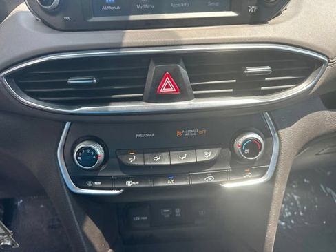 Used 2020 Hyundai Santa Fe SE AWD/4WD image 25