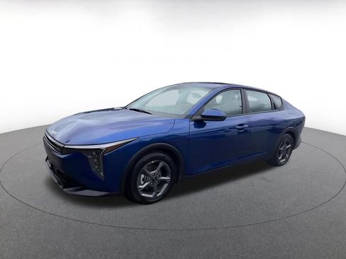 Used 2025 Kia K4 FWD image 8