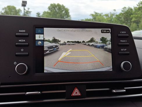 Used 2026 Hyundai Elantra SE FWD image 20