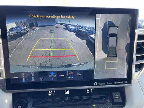 Used 2023 Toyota Tundra Capstone AWD/4WD image 40