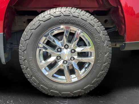 Certified 2022 Chevrolet Silverado 1500 LT w/ Diesel Off-Road Package AWD/4WD image 25