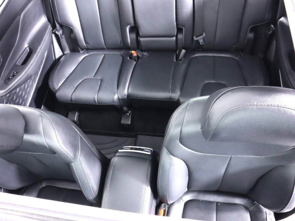 Used 2020 Hyundai Santa Fe Limited FWD image 29