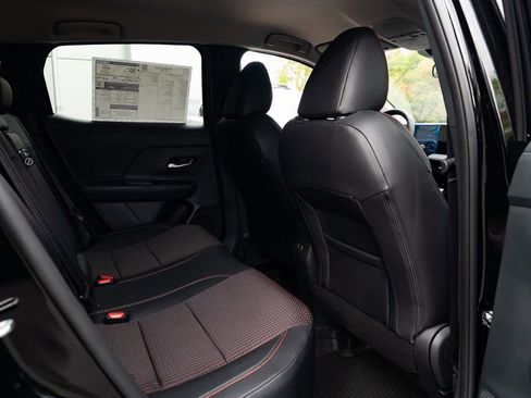 New 2026 Nissan Kicks SR w/ Cold Weather Package image 23