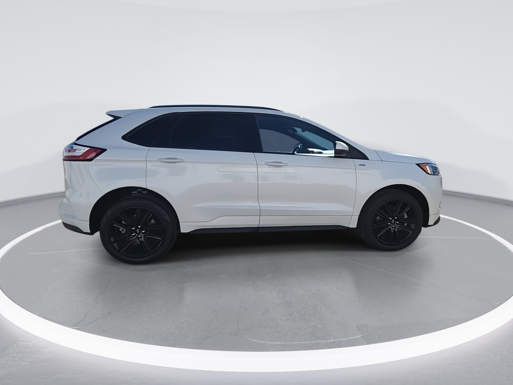 Used 2024 Ford Edge ST-Line AWD/4WD image 9