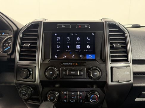Used 2019 Ford F150 XLT w/ Equipment Group 302A Luxury RWD image 18