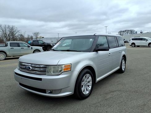 Used 2011 Ford Flex SE w/ Trailer Tow Pkg Class III FWD image 3