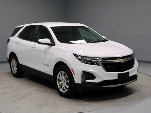 Used 2022 Chevrolet Equinox LT w/ Driver Convenience Package image 1