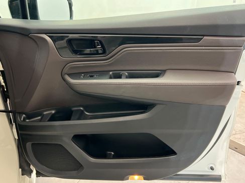 Used 2019 Honda Odyssey Elite image 24