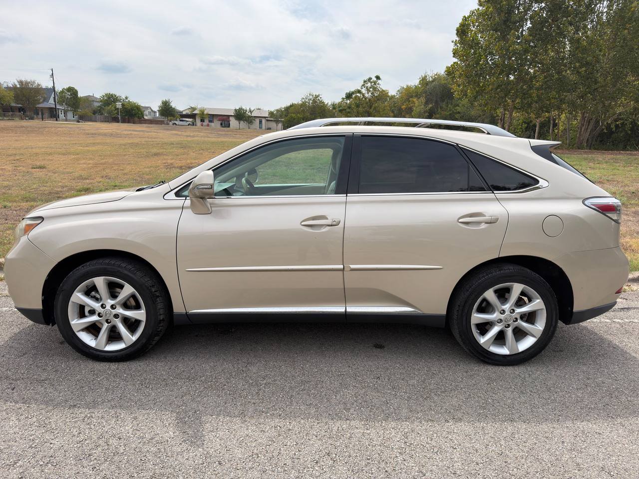 Used 2011 Lexus RX 350 2WD w/ Premium Pkg image 1