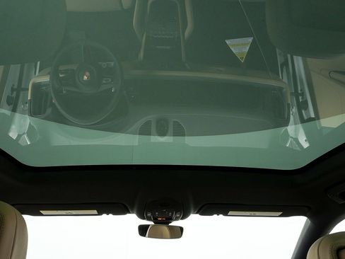 New 2026 Porsche Cayenne E-Hybrid Coupe image 22