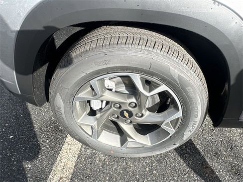 New 2026 Chevrolet Trax LT image 34