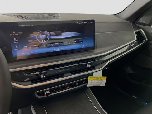 New 2026 BMW X5 xDrive50e w/ Climate Comfort Package image 25