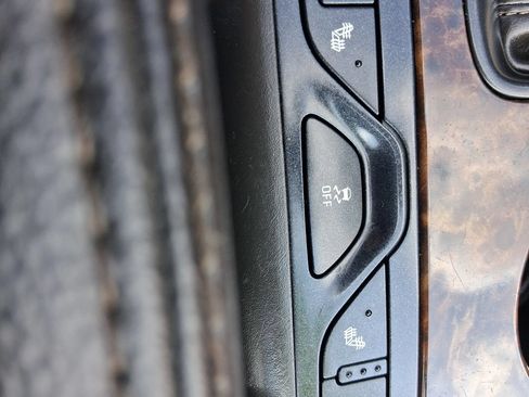 Used 2014 Chevrolet Impala LT FWD image 24