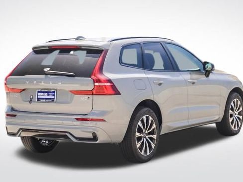 New 2025 Volvo XC60 B5 Core w/ Protection Package Premier image 9