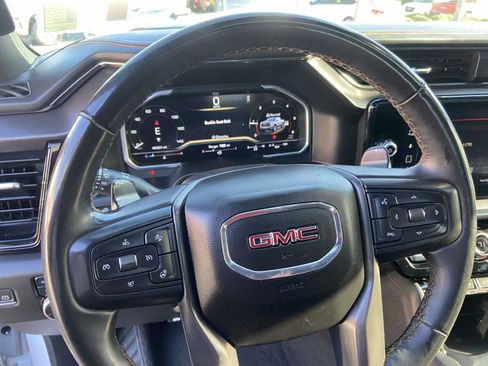 Certified 2023 GMC Sierra 1500 AT4 w/ Technology Package image 12