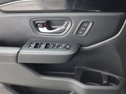 New 2025 Honda Pilot Touring image 21