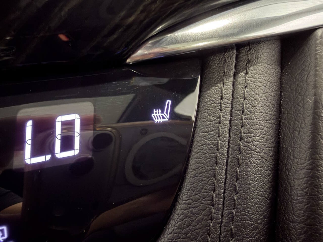 Used 2020 Cadillac XT6 Premium Luxury AWD/4WD image 59
