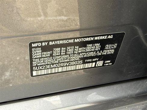 Used 2024 BMW X7 xDrive40i w/ Executive Package image 24