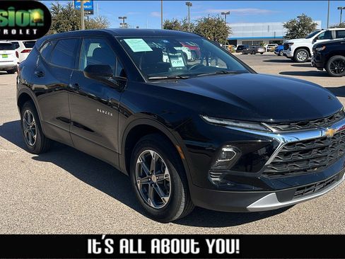Used 2023 Chevrolet Blazer LT w/ LPO, Floor Liner Package image 1
