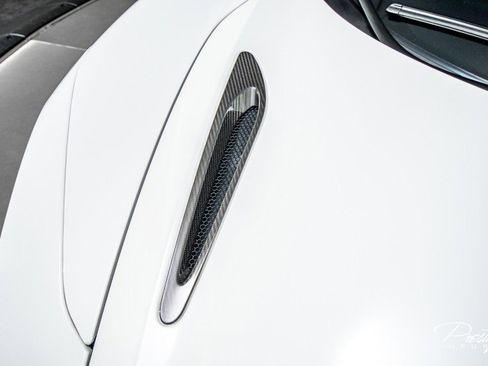 Used 2022 McLaren 720S Spider image 13