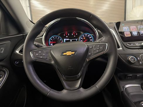 Used 2016 Chevrolet Malibu LT image 24