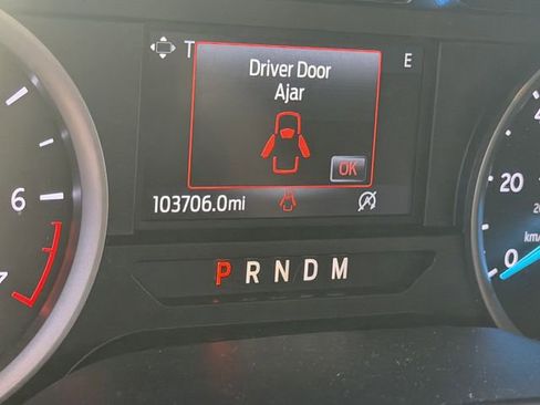 Used 2021 Ford Expedition XLT image 9