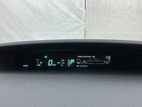Used 2015 Toyota Prius Two FWD image 26