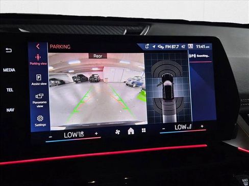 Used 2025 BMW X1 xDrive28i w/ Convenience Package image 13