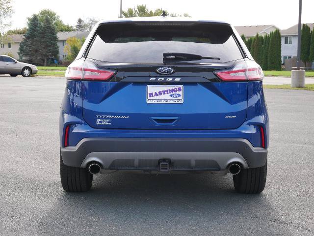 Certified 2023 Ford Edge Titanium AWD/4WD image 4