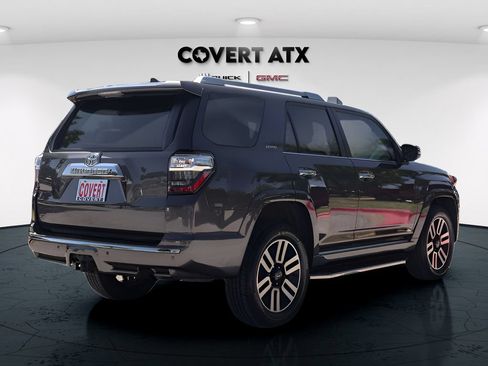 Used 2022 Toyota 4Runner Limited AWD/4WD image 7
