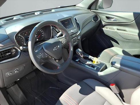 Used 2023 Chevrolet Equinox RS image 19