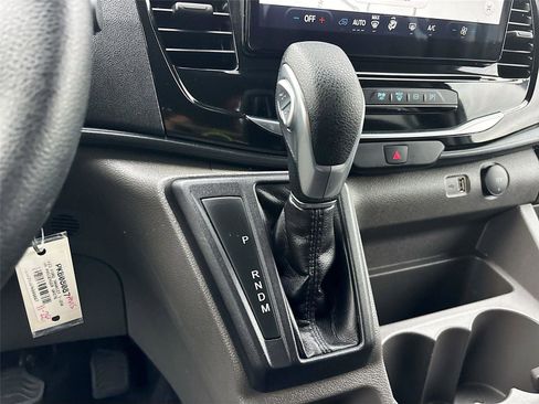 Used 2023 Ford Transit 350 XLT image 18