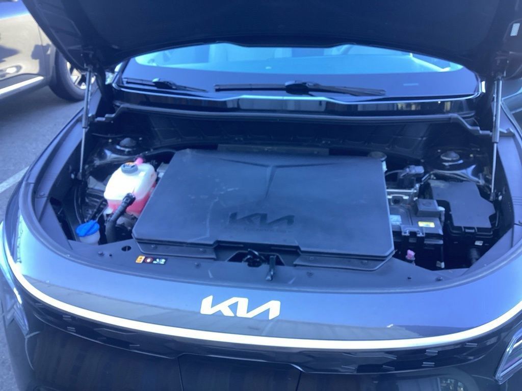 Certified 2023 Kia Niro Wind w/ Wind Preserve Package FWD image 31