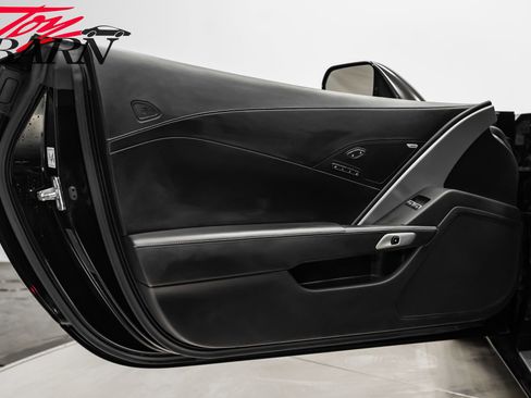 Used 2016 Chevrolet Corvette Stingray Convertible w/ 3LT Preferred Equipment Group image 26