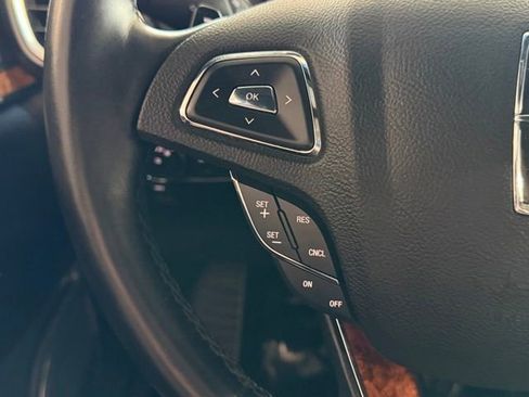 Used 2018 Lincoln MKX Reserve w/ Lincoln MKX Climate Package AWD/4WD image 26