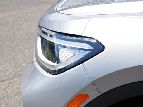 Certified 2025 Volkswagen ID.4 Pro S AWD/4WD image 16
