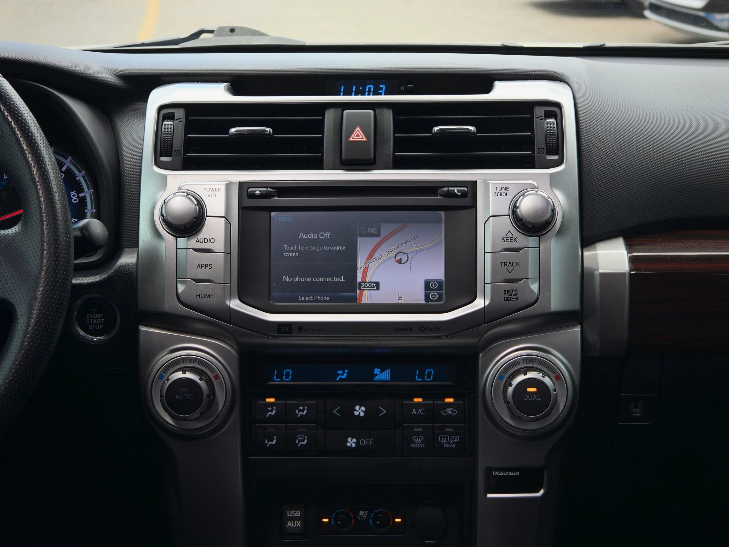 Used 2017 Toyota 4Runner Limited AWD/4WD image 26