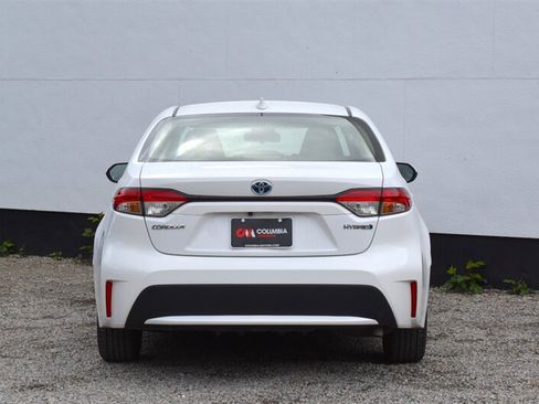 Used 2021 Toyota Corolla LE FWD image 4