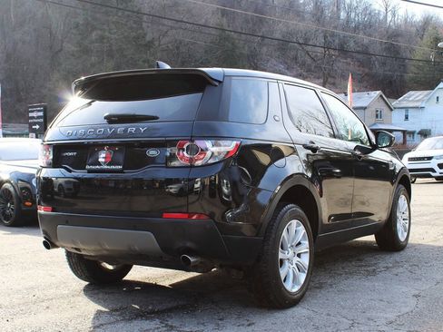 Used 2017 Land Rover Discovery Sport SE image 8