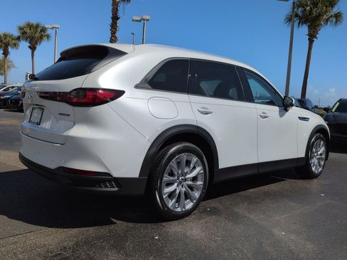 New 2026 MAZDA CX-90 Plug-In Hybrid w/ Preferred image 4