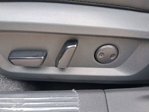 New 2026 Nissan Rogue SV image 25