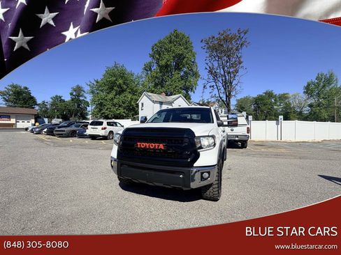 Used 2019 Toyota Tundra SR5 AWD/4WD image 1